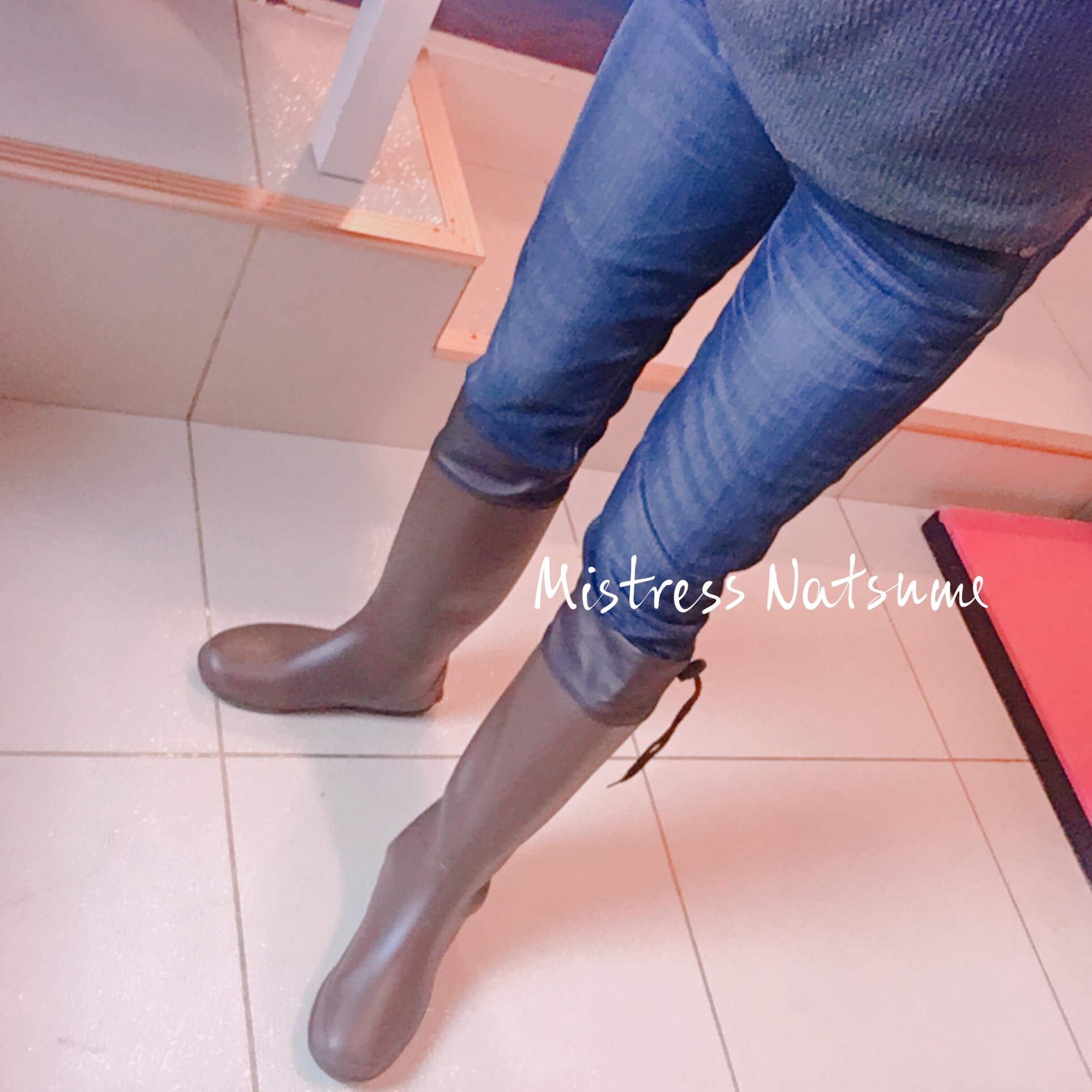 rainboot fetish 